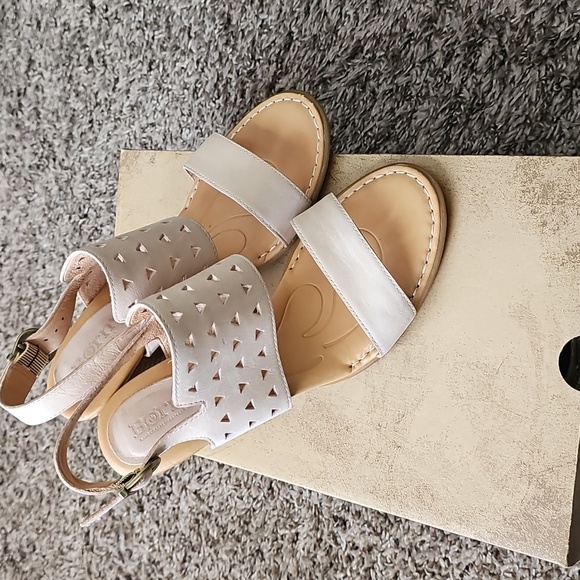 boc Shoes - BOC Women's PINK Cream Hether Sandals